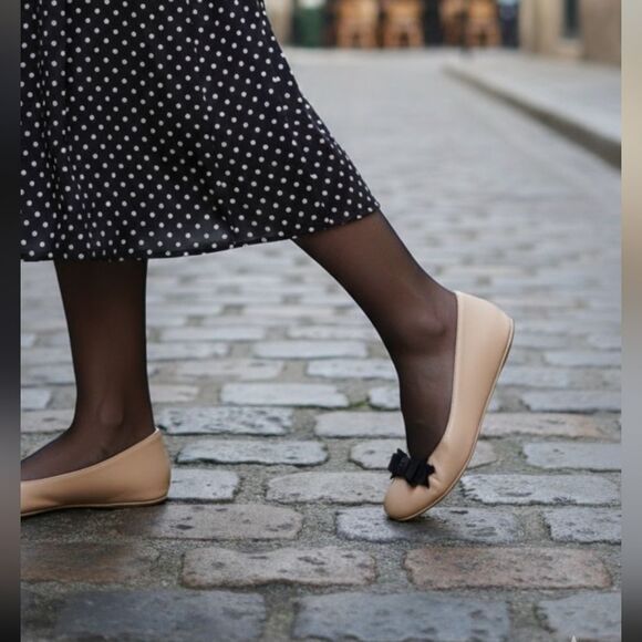 CHANEL Beige Women's Flats with Black Bow - Picture 1 of 12